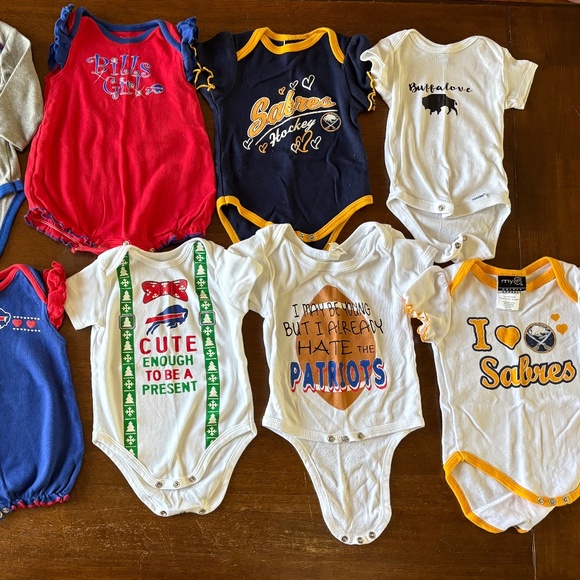 Buffalo 3/6 month onesies - Picture 1 of 2